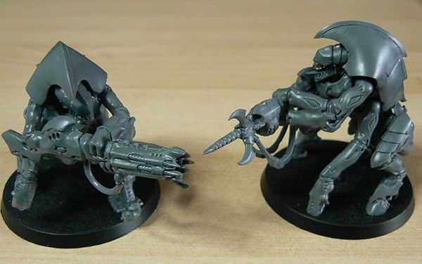 Hive Guard weapons ready for action