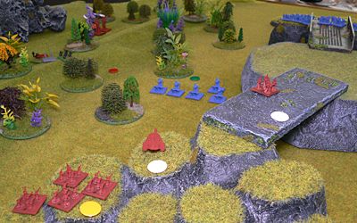 Eldar units try desperately to support their dwindling allies